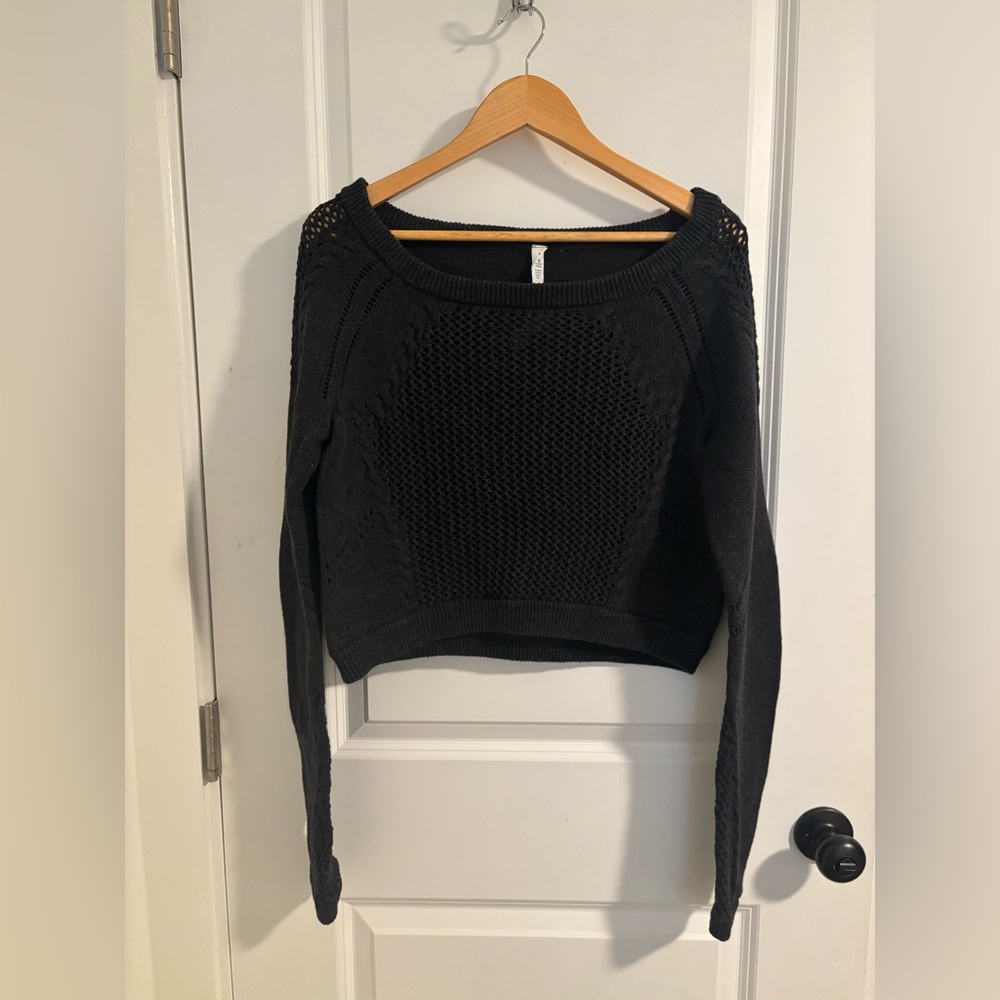 LULULEMON Be Present Pullover Heathered Black Cropped Sweater Size 8 - Picture 9 of 14